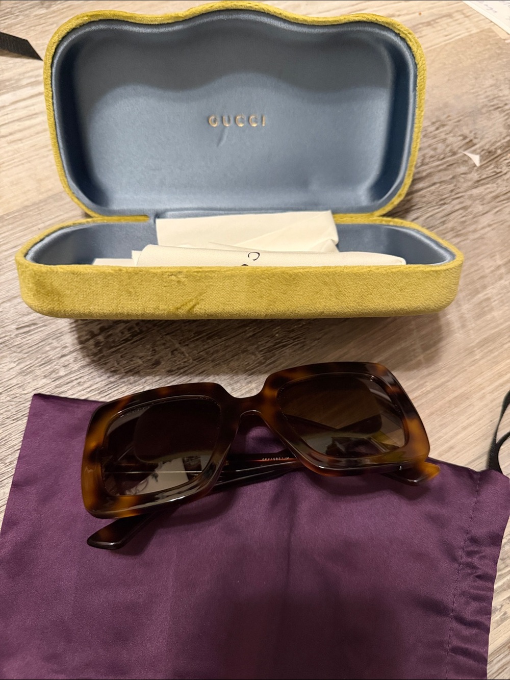 Gucci Tortoiseshell Square Sunglasses - Brown Lenses